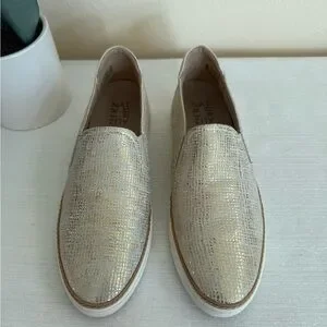 Naturalizer | Shoes | Naturalizer Whitegold Foil Leather  display picture 1